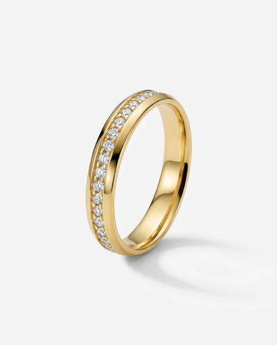Aliança Abaulada de 4mm em Ouro Cravejada em Moissanites
