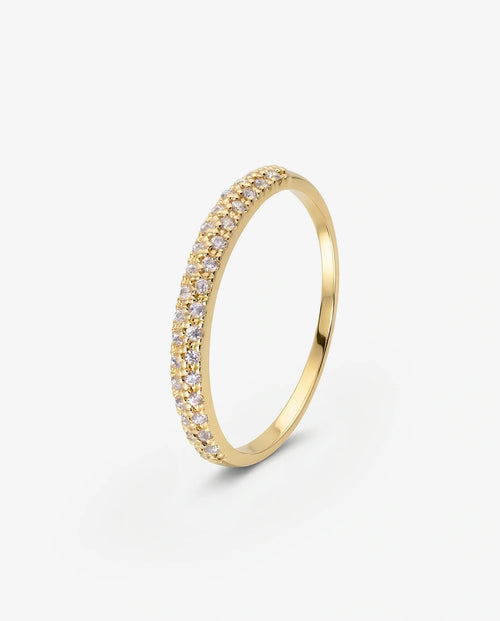 Anel Aparador Cravejado Elegante em Ouro com Zircônias