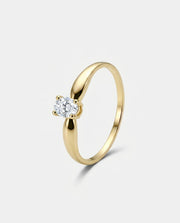 Anel de Noivado Elegante em Ouro com Zircônia