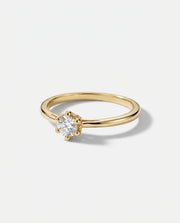 Anel de Noivado Minimal em Ouro com Zircônia