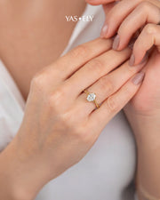 Anel de Noivado Lili em Ouro 18K com Diamante de Laboratório 1 ct