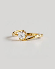 Anel de Noivado Onda em Ouro 18K com Diamante de Laboratório 0,5 ct