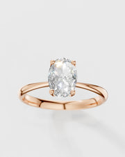 Anel de Noivado Amore em Moissanite Oval