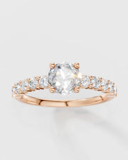 Anel de Noivado Darling Cravejado em Moissanites