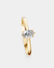 Anel de Noivado Clássico Ouro 18K e Diamante Natural Oval 0,5 ct GIA