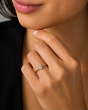 Anel de Noivado Clássico Ouro 18K e Diamante Natural Oval 0,5 ct GIA